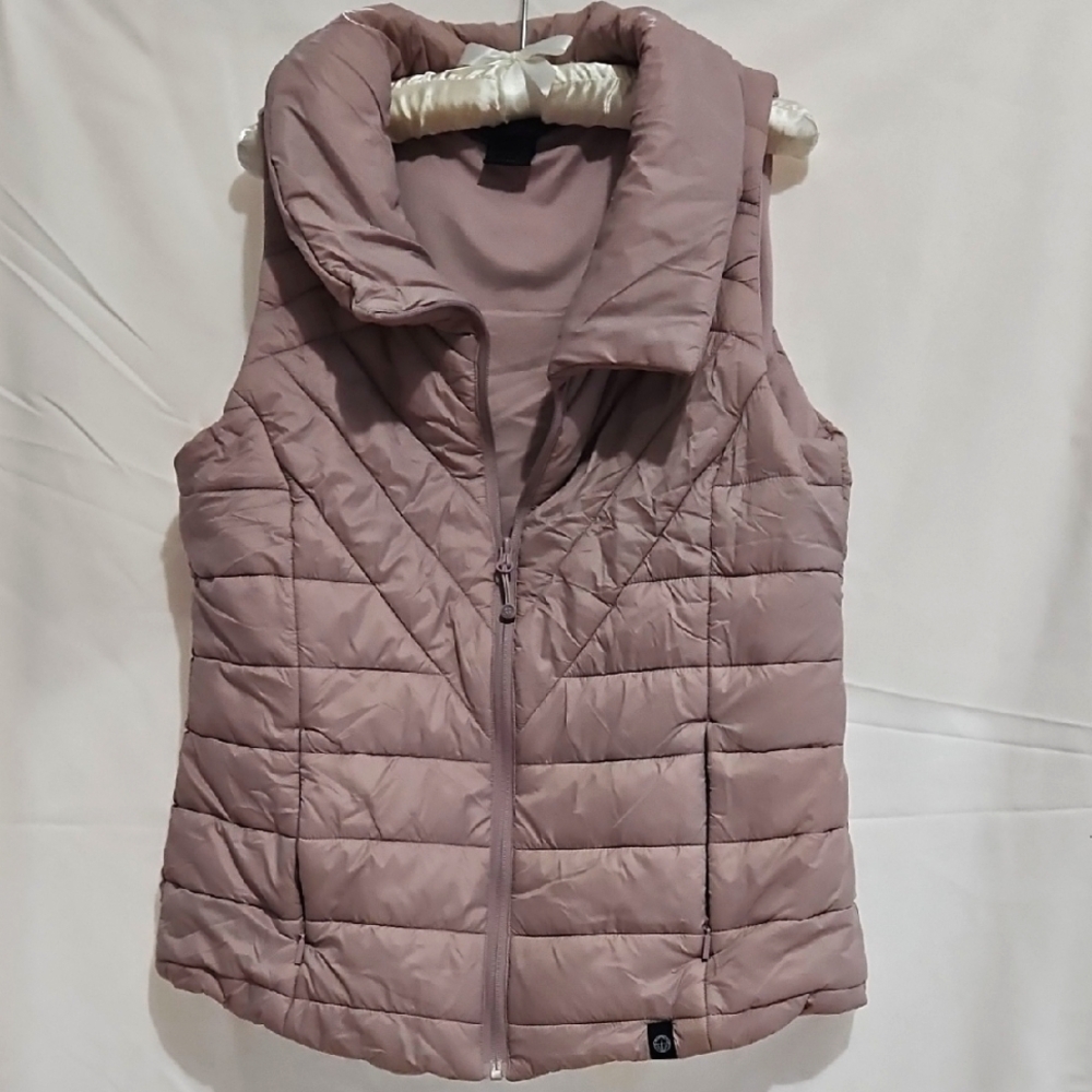 Women's Quilted Vest - Mauve